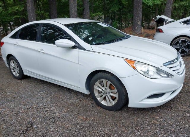 2011 HYUNDAI Sonata