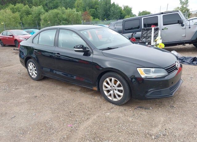 2012 VOLKSWAGEN Jetta