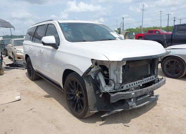 2021 CADILLAC Escalade