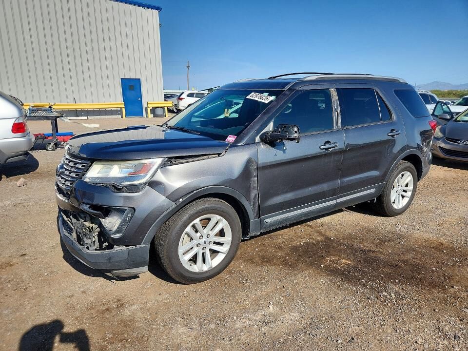 2017 FORD Explorer