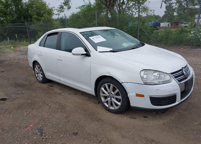 2010 VOLKSWAGEN Jetta