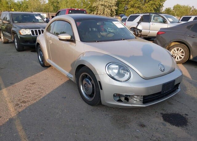 2013 VOLKSWAGEN Beetle