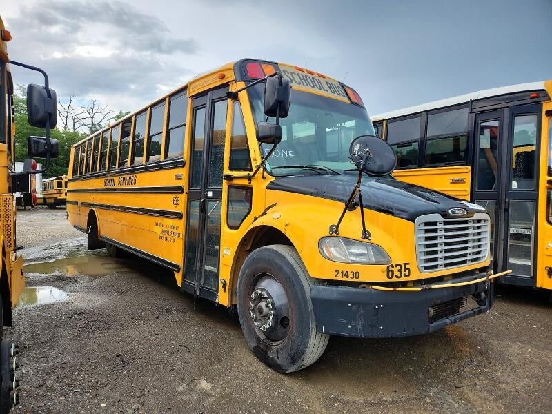 2012 FREIGHTLINER B2 Bus Chassis