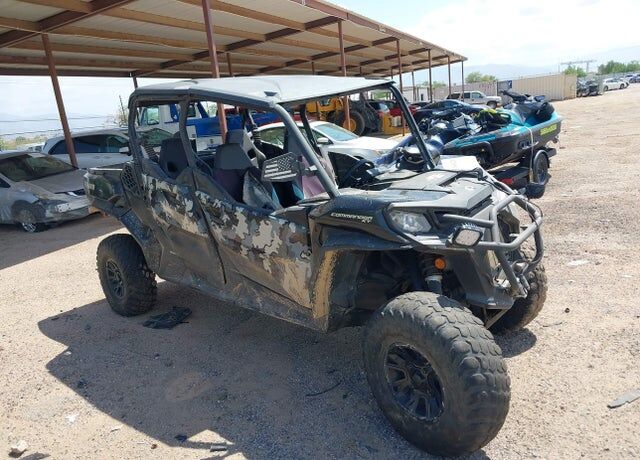 2023 CAN-AM Commander