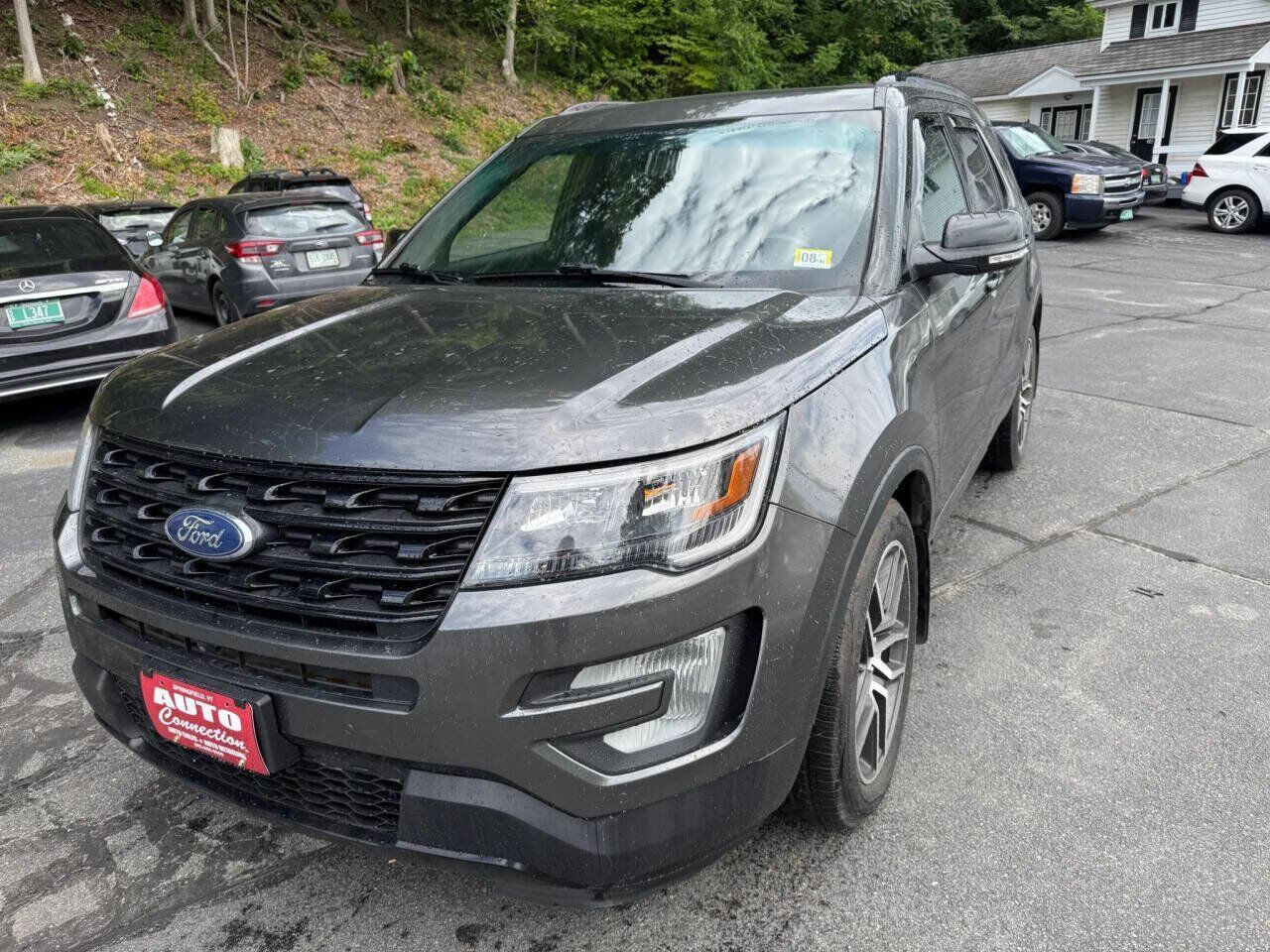 2017 FORD Explorer