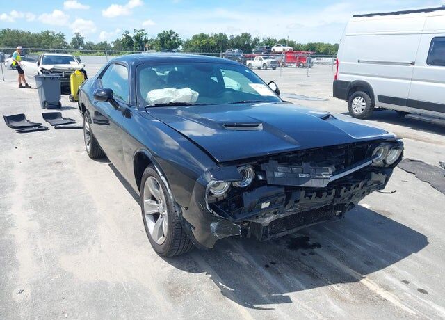 2016 DODGE Challenger