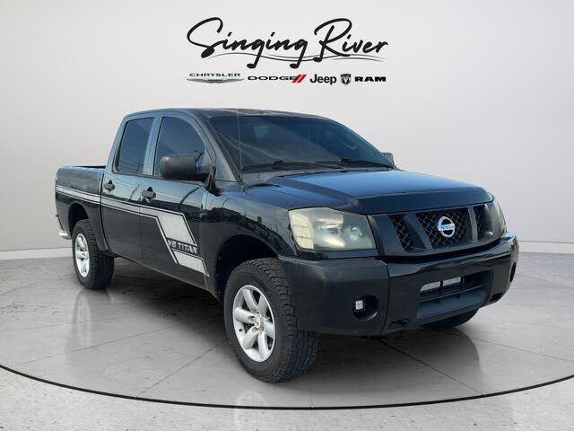 2011 NISSAN Titan