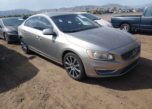 2016 VOLVO S60