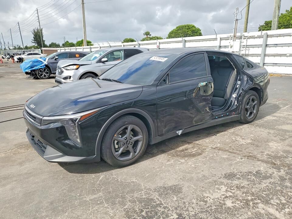 2025 KIA K4