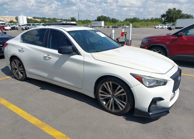 2017 INFINITI Q50