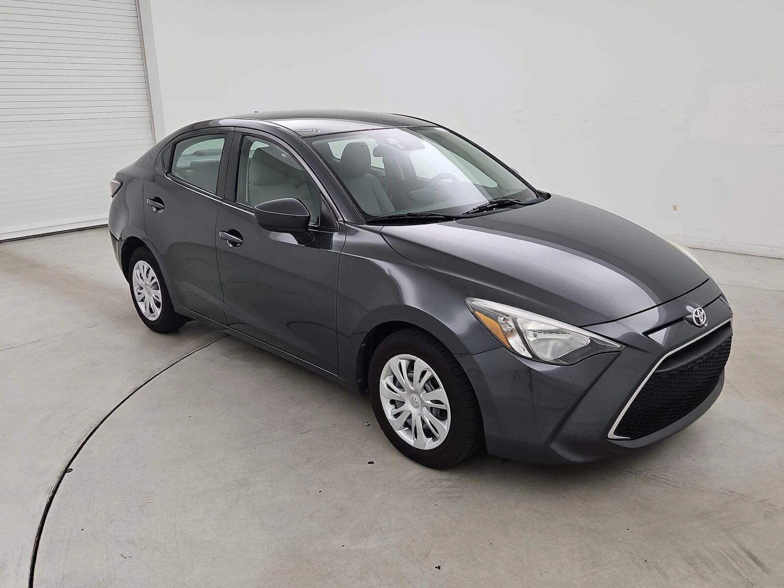 2019 TOYOTA Yaris