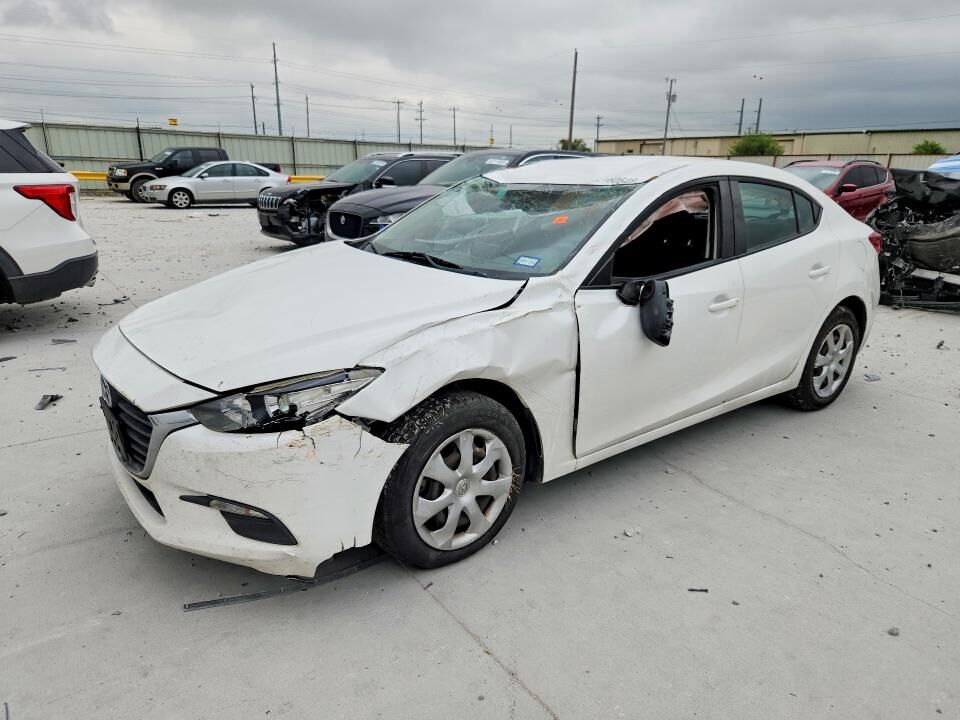 2017 MAZDA Mazda3