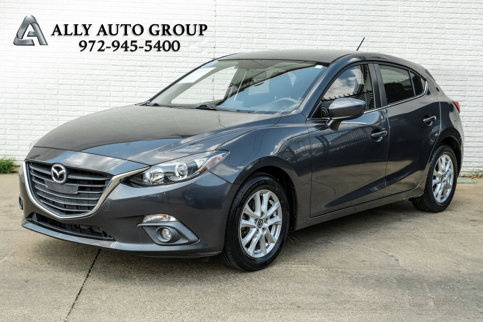 2015 MAZDA Mazda3