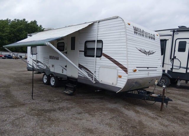 2011 FOREST RIVER Wildwood towables