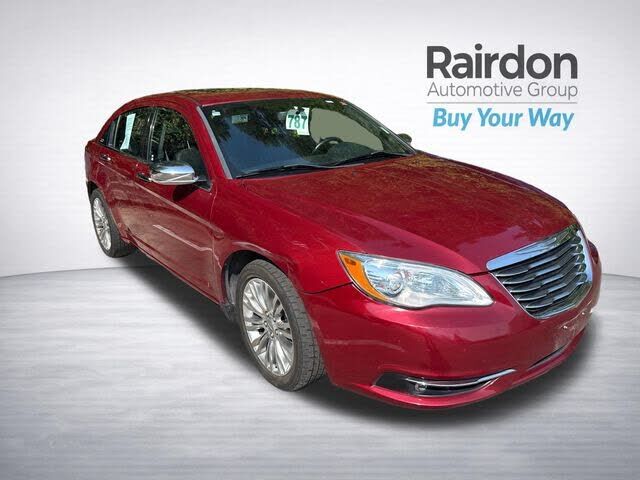 2012 CHRYSLER 200