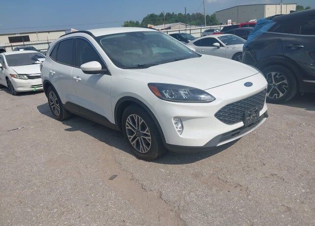 2021 FORD Escape