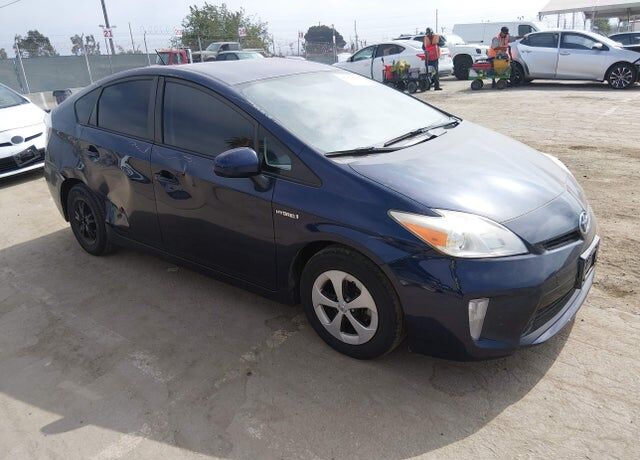 2015 TOYOTA PRIUS