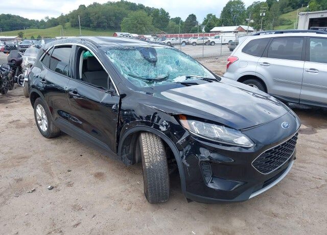 2022 FORD Escape