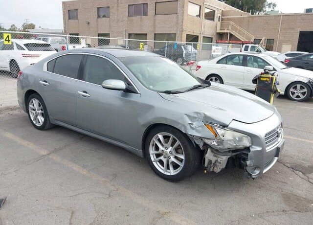 2009 NISSAN Maxima