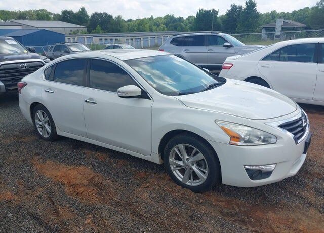 2014 NISSAN Altima
