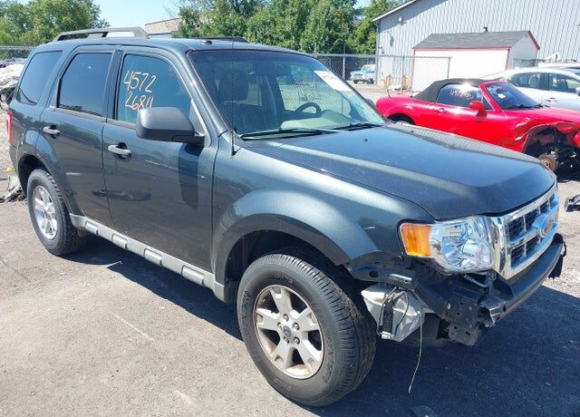 2009 FORD Escape