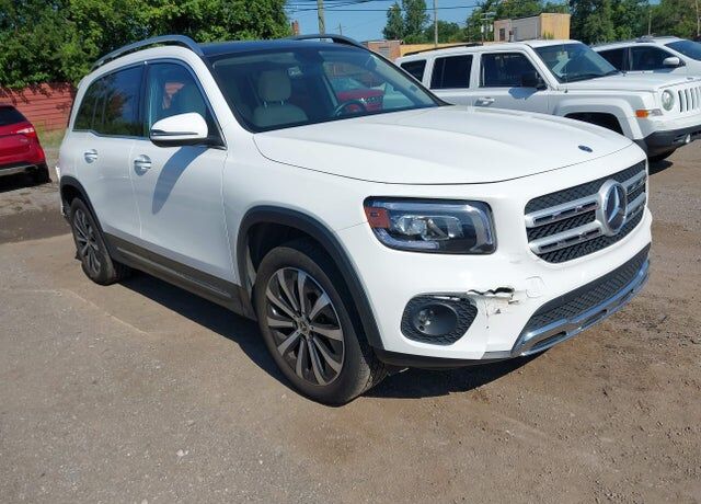 2023 MERCEDES-BENZ GLB-Class