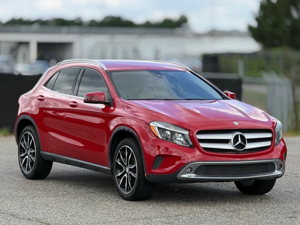 2017 MERCEDES-BENZ GLA-Class