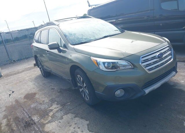 2016 SUBARU Outback