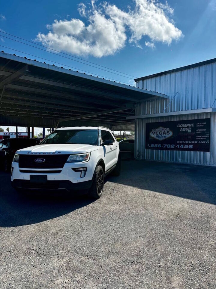 2018 FORD Explorer