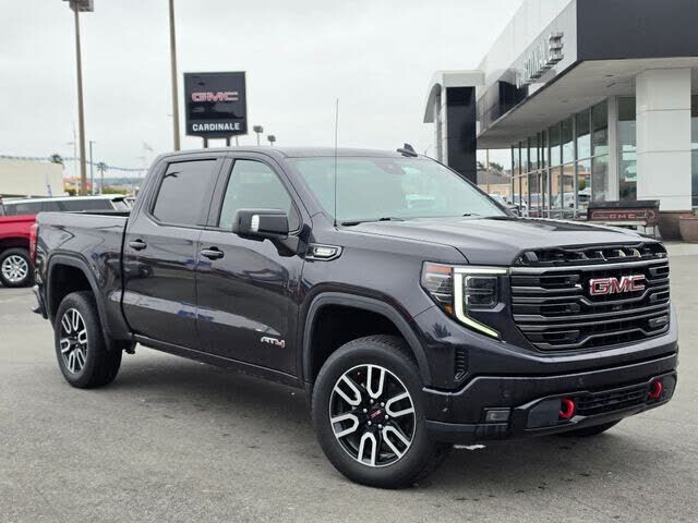 2023 GMC Sierra