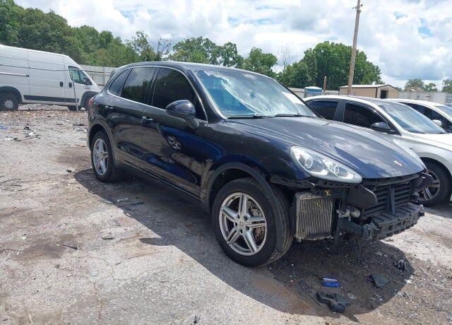 2015 PORSCHE Cayenne