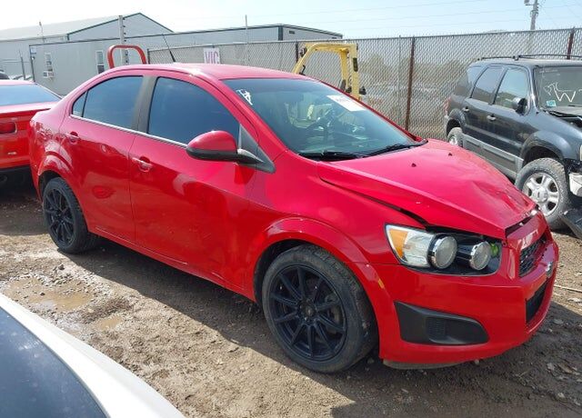2013 CHEVROLET Sonic