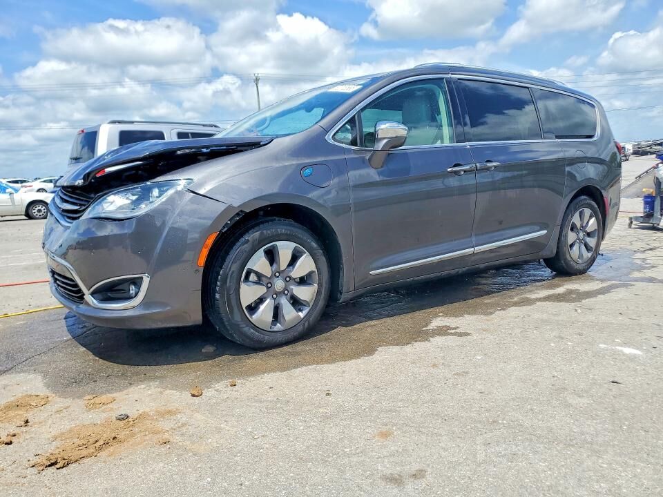 2017 CHRYSLER Pacifica