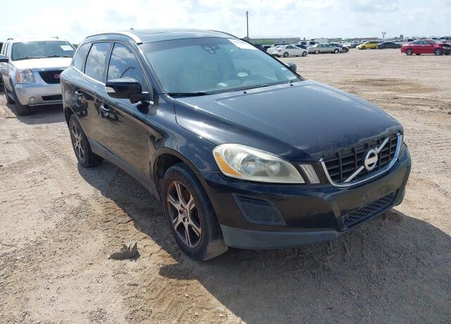 2011 VOLVO XC60