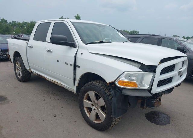 2012 DODGE Ram