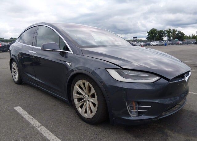 2016 TESLA Model X