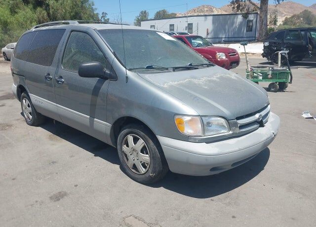 2000 TOYOTA Sienna
