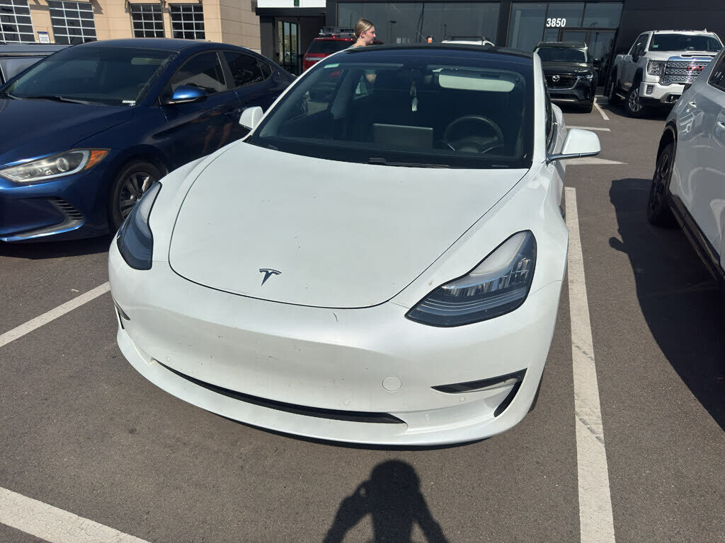 2019 TESLA Model 3