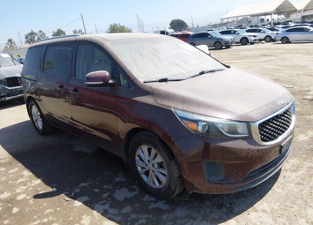 2016 KIA Sedona