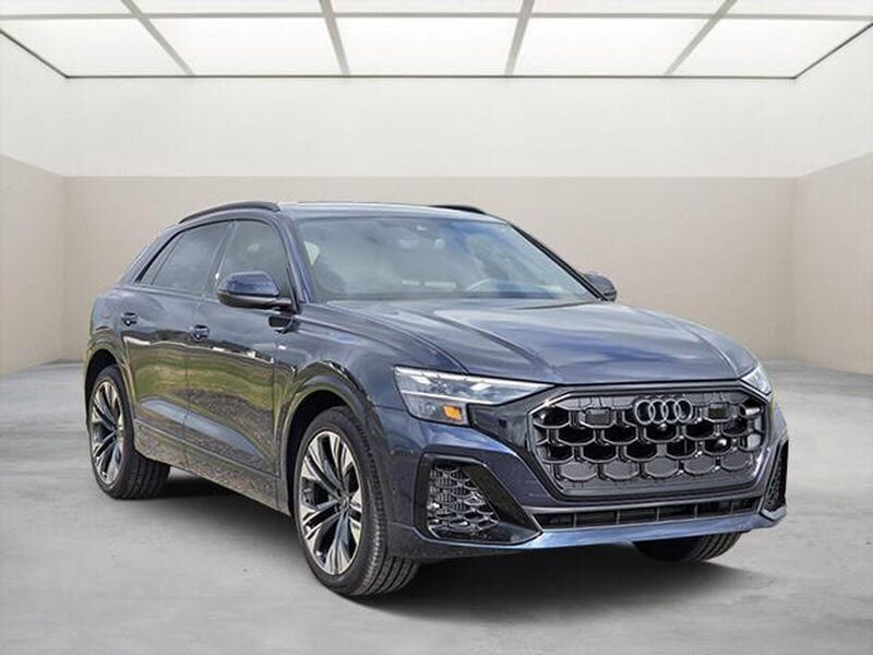 2026 AUDI Q8