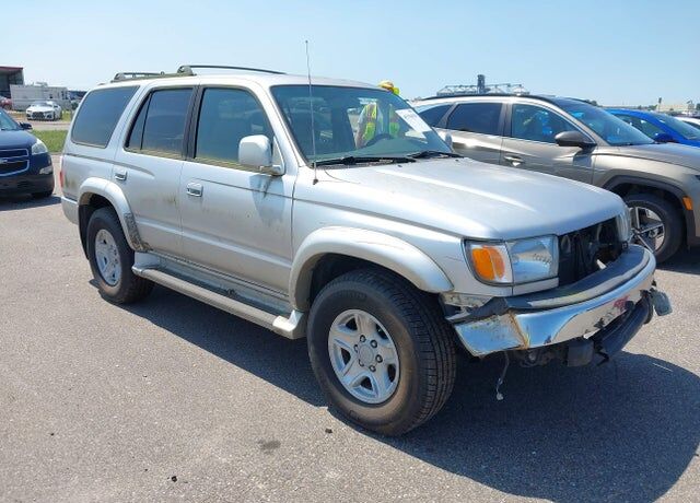 2002 TOYOTA 4-Runner