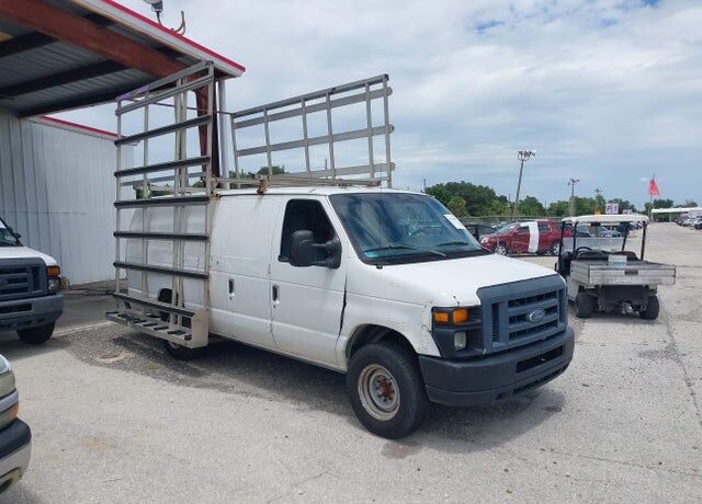 2013 FORD E-350