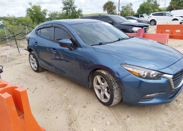 2018 MAZDA Mazda3