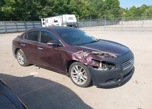 2014 NISSAN Maxima