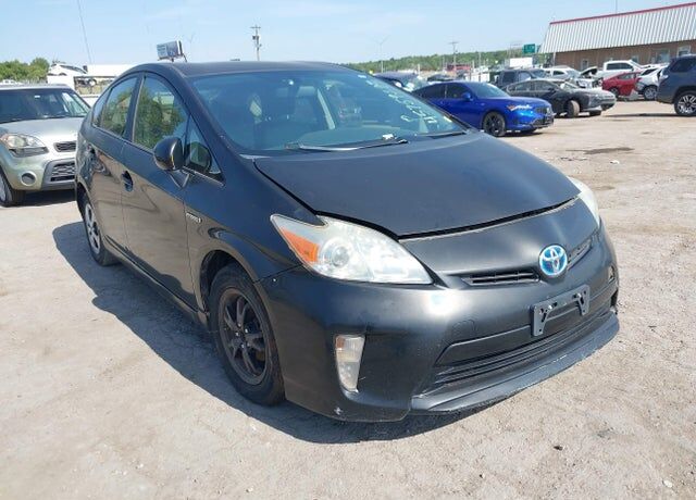 2015 TOYOTA PRIUS