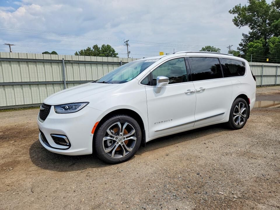 2024 CHRYSLER Pacifica