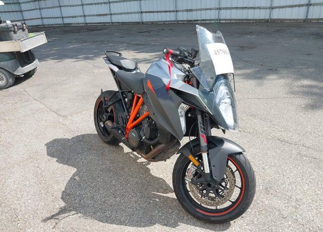 2017 KTM Super Duke GT