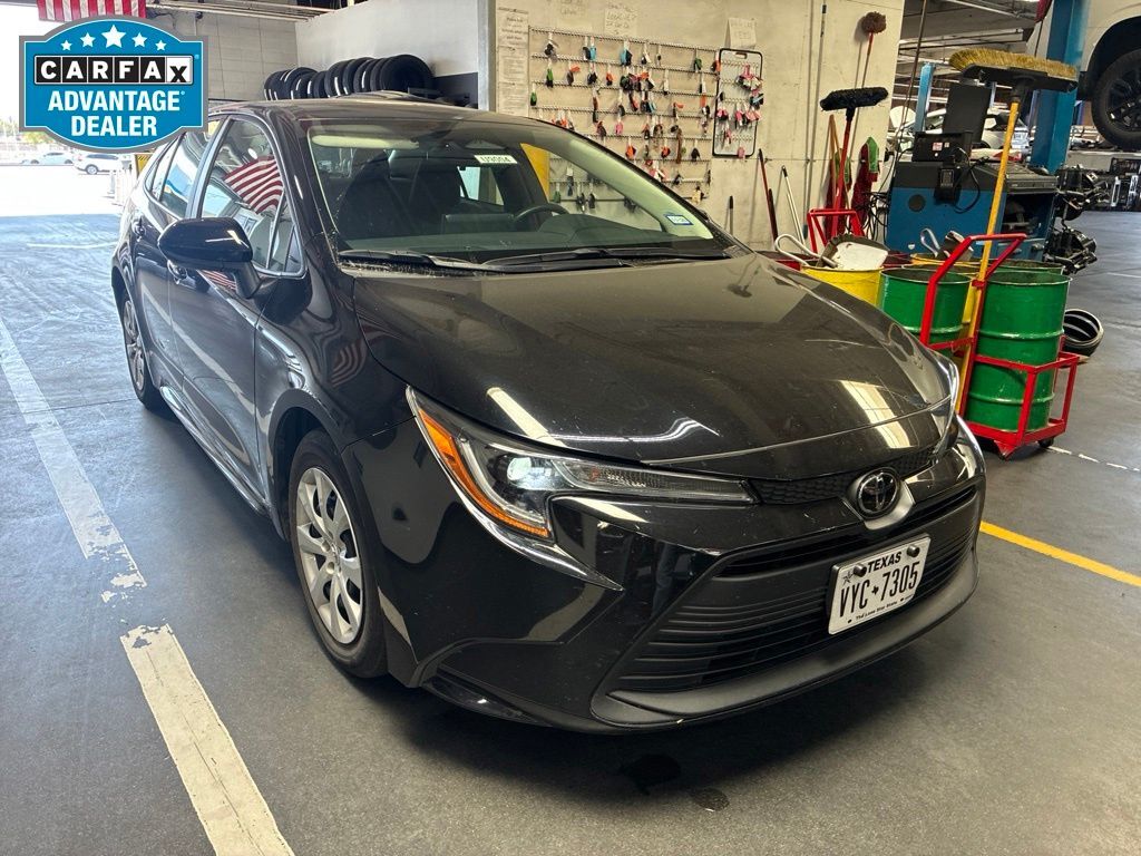 2025 TOYOTA Corolla
