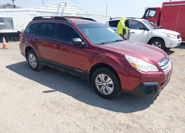 2013 SUBARU Outback