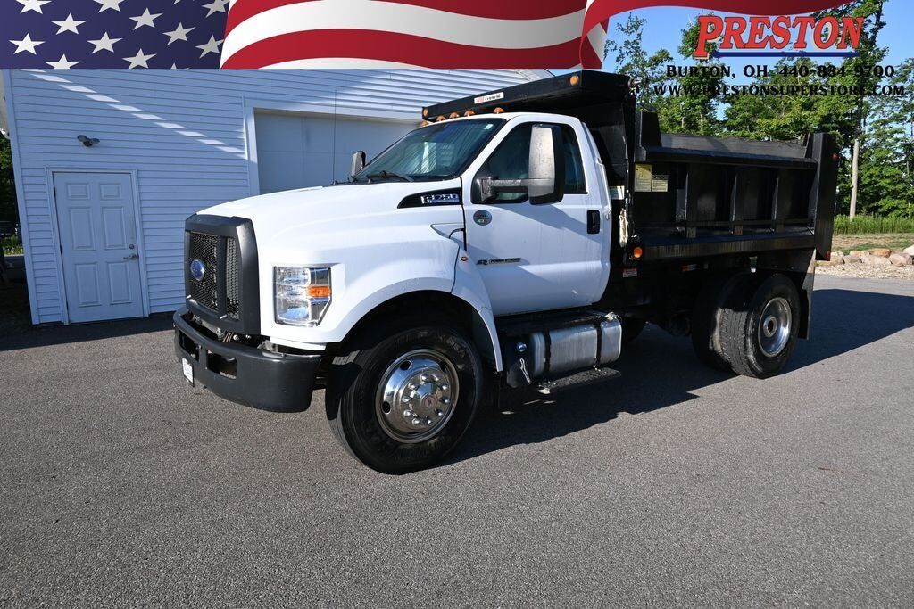 2022 FORD F-750